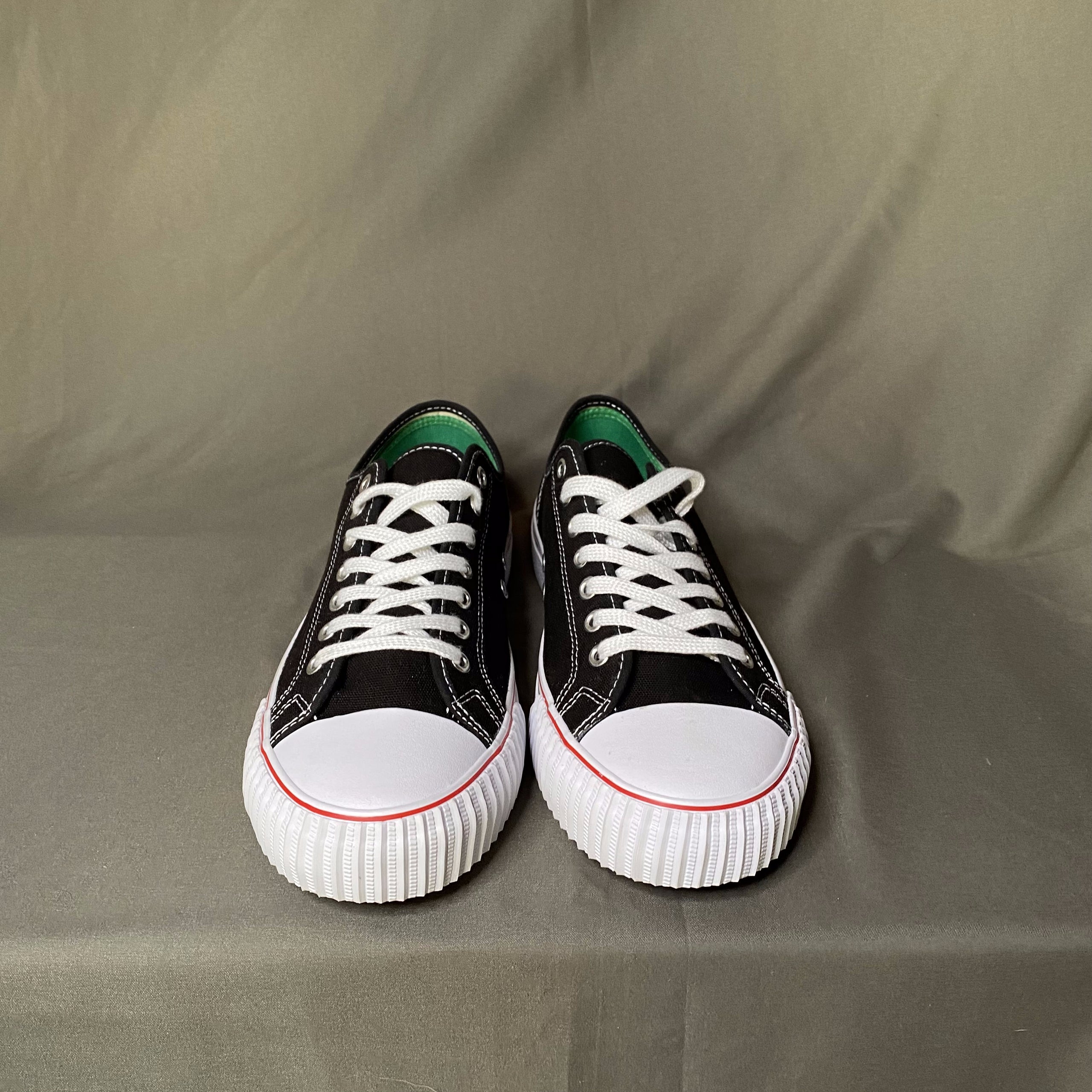 Pf flyers top for sale
